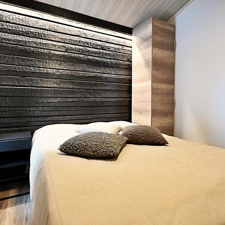 Economy Autto Villa Levi Exteriör bild